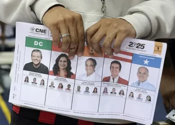 Los resultados preliminares de las presidenciales en Honduras muestran una ajustada contienda entre el conservador Asfura, apoyado por Trump, y el centrista Nasralla
