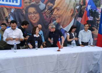 Festejos en Chillán por triunfo de Kast en Segunda Vuelta