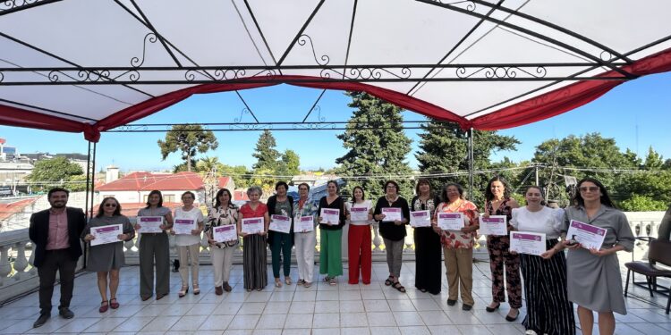 Seremi de las Culturas reconoció a 18 mujeres en conmemoración del Día Internacional de la Eliminación de la Violencia contra la Mujer