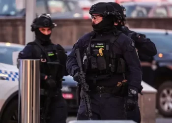 Al menos 16 muertos en un tiroteo durante un evento de la comunidad judía en Bondi Beach, la playa más famosa de Australia