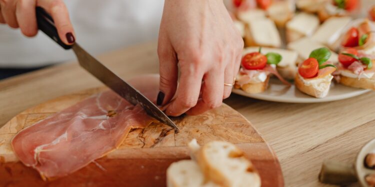 Especialistas alertan por aumento de cuadros gastrointestinales durante días con altas temperaturas