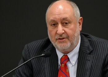 Suspenden transitoriamente al conservador de bienes raíces de Chillán