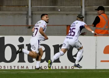 El León es de Primera supera a Cobreloa en dramática final por el segundo ascenso