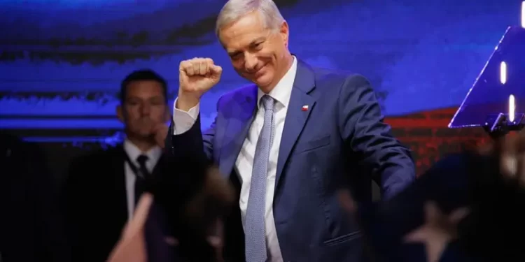 4 claves que explican el contundente triunfo de Kast en Chile (y qué dicen de los desafíos que enfrenta)