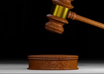 Condenan a 20 años de presidio a individuo por intentar quemar a su expareja e hijas en Ñuble