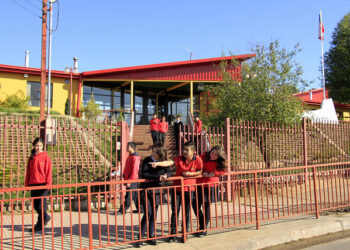 Liceo Bicentenario de Excelencia Polivalente San Nicolás tendrá transporte escolar para el 2026.