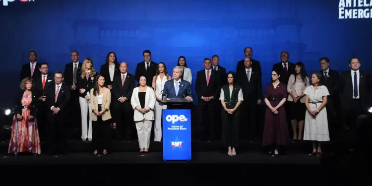 José Antonio Kast presenta  gabinete para su gobierno