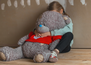 Reconozca los síntomas de alerta de depresión en niñas, niños y adolescentes