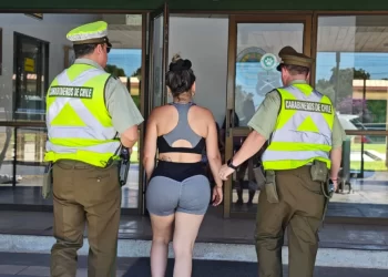 Mujer es detenida por conducir a 178 km/h en ruta del Itata: iba con una menor de edad y sin licencia