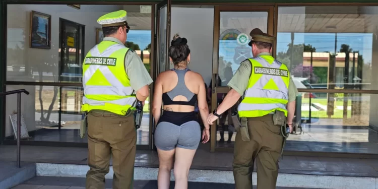 Mujer es detenida por conducir a 178 km/h en ruta del Itata: iba con una menor de edad y sin licencia