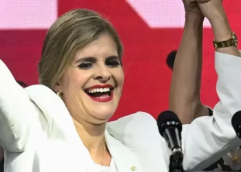 Quién es Laura Fernández, la nueva presidenta electa de Costa Rica
