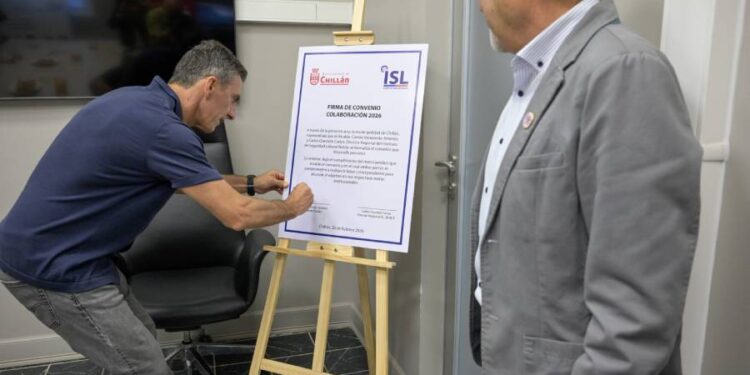 Convenio con ISL permitirá capacitar a más de 400 mujeres