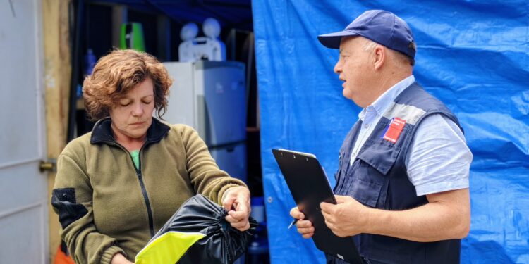 Ministerio de Energía entregó kits de resiliencia energética a familias afectadas por incendios forestales en Ñuble