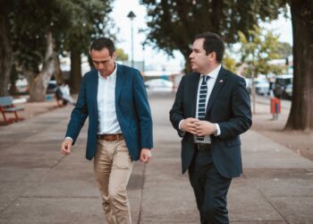 Diego Sepúlveda se reunió con los 21 alcaldes de Ñuble en sus respectivas comunas