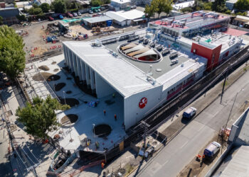 Alcaldes de Ñuble visitan obras del Instituto Teletón que ya alcanza un 93% de avance