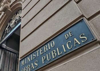 MOP ataca a concesionaria china por poner en riesgo la ruta Talca-Chillán