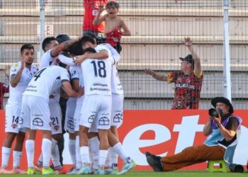 Ñublense termina mala racha con su bestia negra y es líder momentáneo