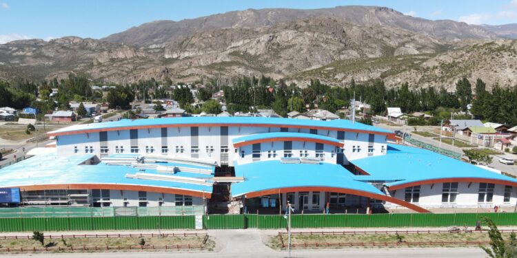 Inauguran moderno Hospital de Chile Chico que beneficiará a más de 6 mil personas