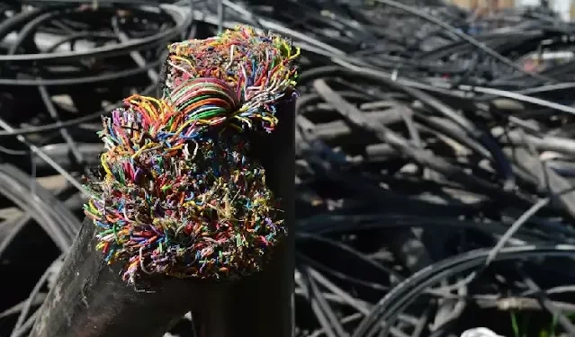 PDI: Dos venezolanos fueron detenidos en San Carlos con 183 kilos de cables del tendido eléctrico