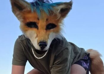 FENÓMENO “THERIAN” LLEGA A CHILLÁN: AGRUPACIÓN CONVOCA A REUNIÓN ABIERTA EN PLAZA DE ARMAS