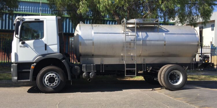 Delegado Presidencial: “Camiones aljibe ya están en Los Lleuques; desde este domingo los vecinos volverán a contar con agua potable”