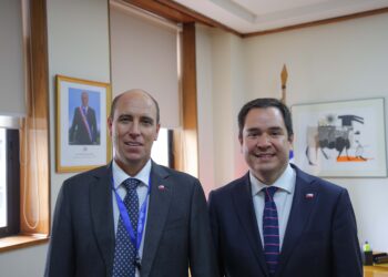 DELEGADO PRESIDENCIAL SE REÚNE CON MINISTRO ARRAU PARA AVANZAR EN OBRAS CLAVE PARA EL DESARROLLO DE ÑUBLE