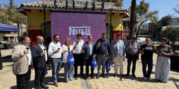 Fiesta solidaria del vino del Valle del Itata llega a Plaza Ñuñoa para apoyar a viñas de Ñuble afectadas por incendios