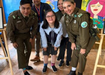 Carabineros participa en jornada de inclusión sobre Síndrome de Down en escuela rural de Chillán Viejo.