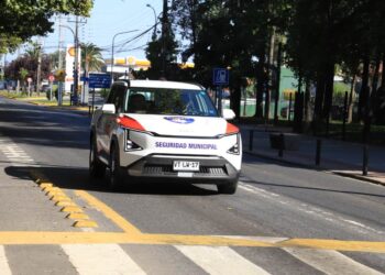 Chillán Viejo incorpora vehículo eléctrico a su flota municipal