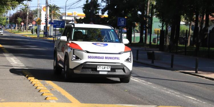Chillán Viejo incorpora vehículo eléctrico a su flota municipal