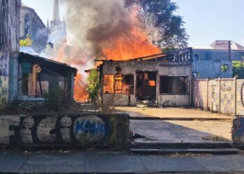 Incendio en restaurante abandonado en Chillán