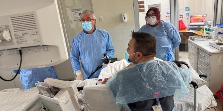 Operativo de colonoscopías en Hospital de Bulnes permite avanzaren diagnóstico oportuno de usuarios de Ñuble