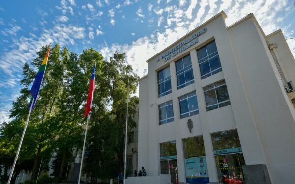 Municipalidad de Chillán destituyó a funcionaria involucrada en el “caso cero” de licencias médicas