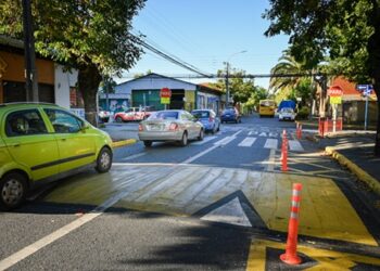 Se  instala reductores de velocidad, demarcación y señalética en intersección clave de Chillán