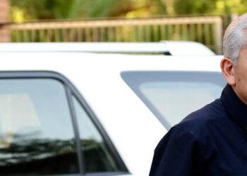 El Tribunal Oral en lo Penal de Santiago declaró culpable al exdirector de la PDI, Héctor Espinosa, por desviar $146 millones de gastos reservados