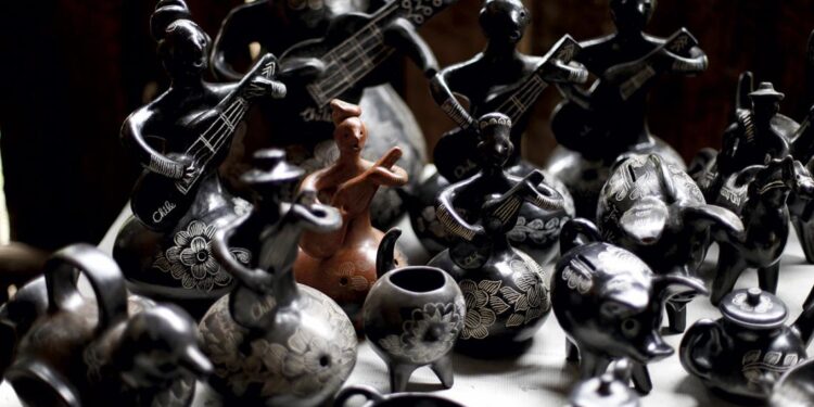 Chillán celebra el Día del Artesano reactivando su patrimonio en la Feria de la Greda de Quinchamalí