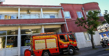 Bomberos de Chillán se trasladan por emergencia de vivienda de Calle Campaña