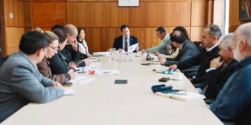 DELEGADO PRESIDENCIAL Y ALCALDE DE CHILLÁN SOSTIENEN REUNIÓN PARA REVISAR INICIATIVAS EN LA COMUNA