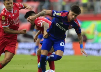 Ñublense derrotó por la cuenta mínima a Universidad de Chile