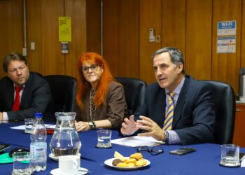 Subsecretario de Agricultura se reúne con regantes del Diguillín y revisan estado de proyectos de riego en Ñuble