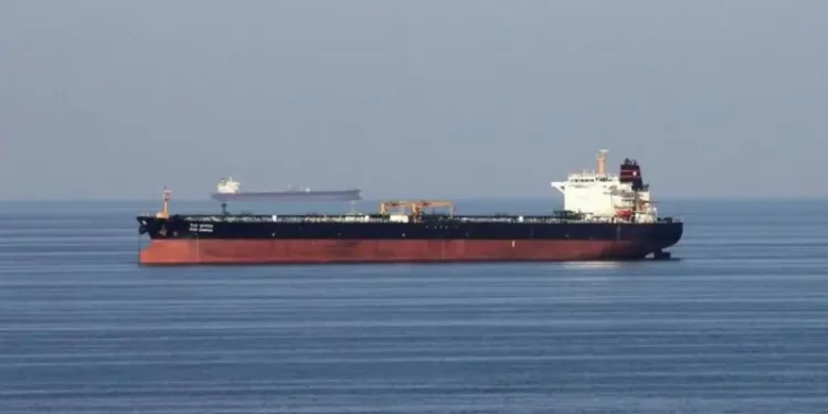 Irán se burla del presidente de EE.UU. y cobrará peaje en el Estrecho de Ormuz