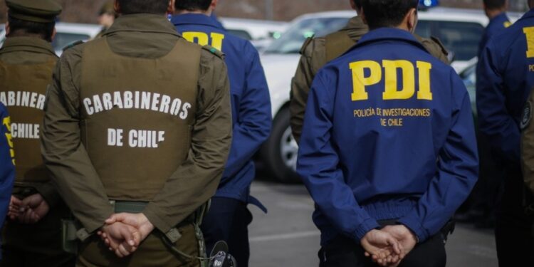 Decomisan venta de alimentos importados en malls chinos de Chillán