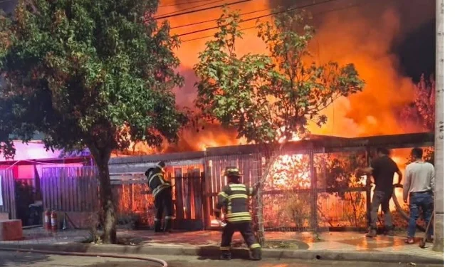 Incendio en La Comuna de San Nicolás cobra la vida de un adulto mayor