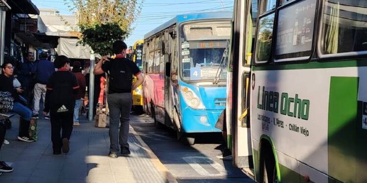 Niño es Agredido en el centro de Chillán por su Madre