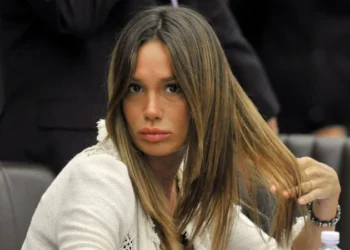 La misteriosa conexión con Uruguay de Nicole Minetti, la exaliada de Berlusconi indultada en Italia en medio de un escándalo