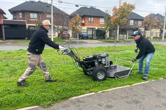 Municipio incorpora nueva maquinaria para optimizar labores en terreno