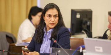 Diputada Francesca Muñoz pide que proyecto sobre denuncias de violencia contra la mujer también incluya violencia intrafamiliar
