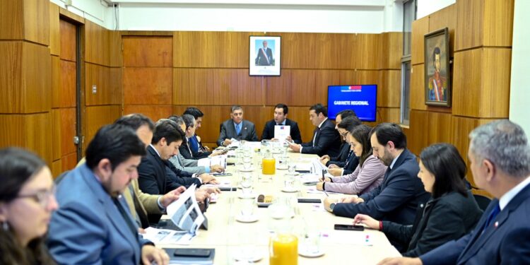 MINISTRO DEL INTERIOR ENCABEZA GABINETE REGIONAL JUNTO AL DELEGADO PRESIDENCIAL EN ÑUBLE