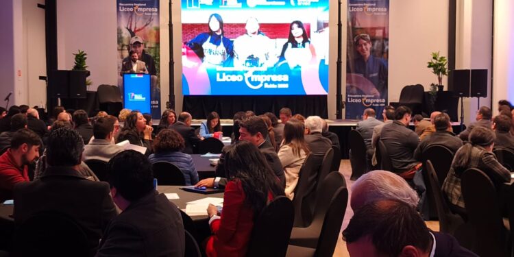 Encuentro Regional Liceo Empresa 2026 se realizó con la masiva participación de  con especialidad técnico profesional