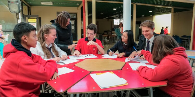 Liceo Bicentenario de Excelencia Polivalente San Nicolás entre los mejores del mundo